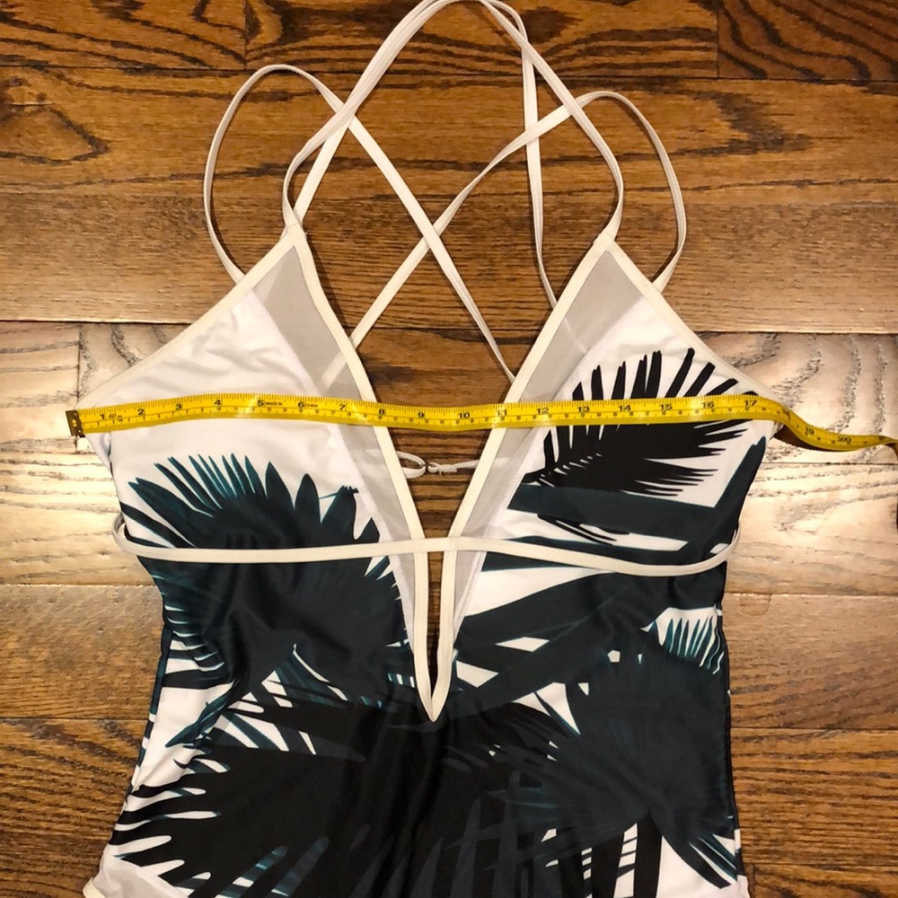 NEW! Aroa Bikini White Green One Piece Swimsuit - Picture 6 of 7